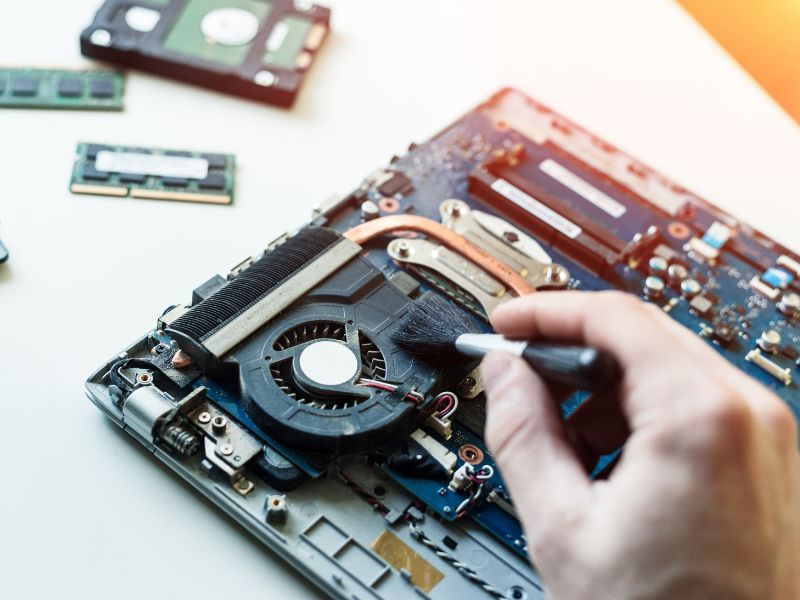 Manutenção Preventiva de Notebooks: Prolongue a Vida Útil do Seu Dispositivo 1 manutenção preventiva de notebooks