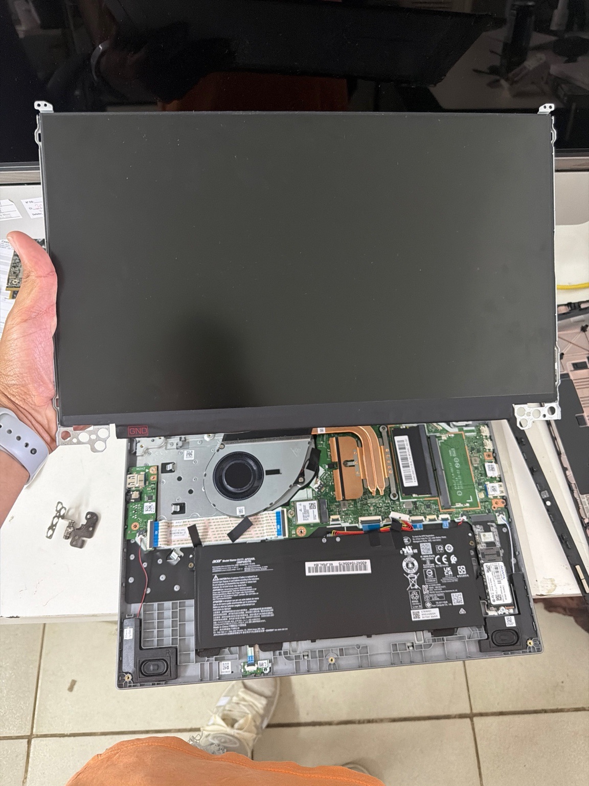 Troca de lcd e tela de macbook pro na casa do mac asa norte bras&iacute;lia