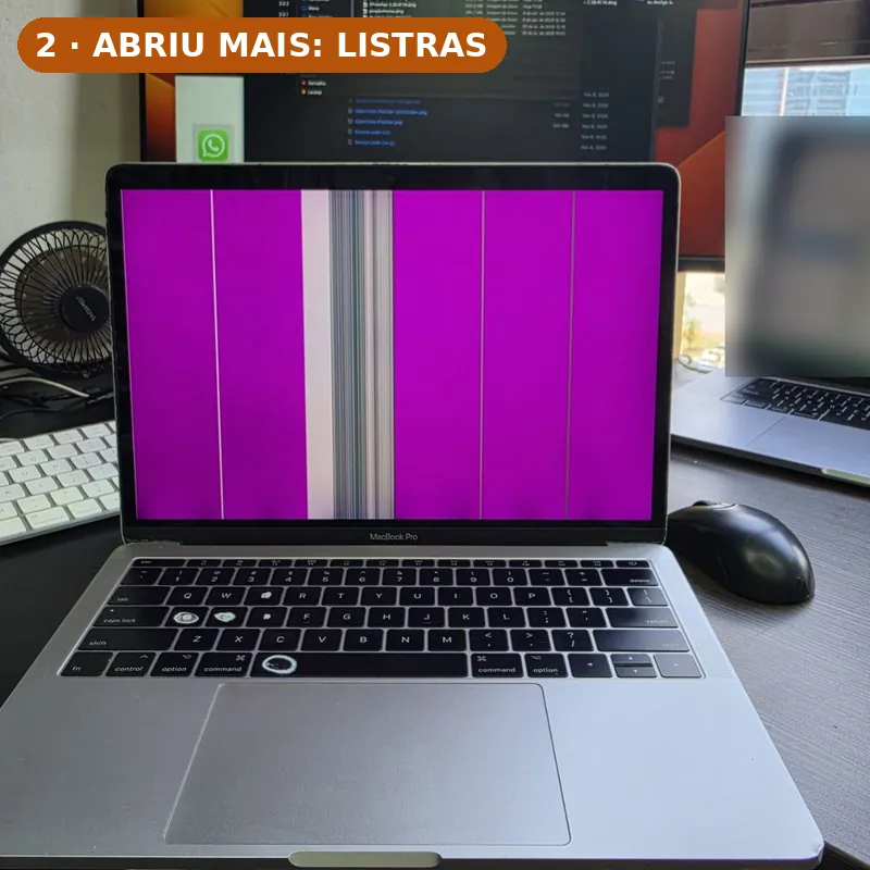 MacBook Pro A1708 com listras ao abrir mais a tela (flex da tela) Macbook pro 13 a1708 com listras verticais e tela roxa ao abrir mais a tampa, sintoma de defeito no flex da tela, casa do mac asa norte