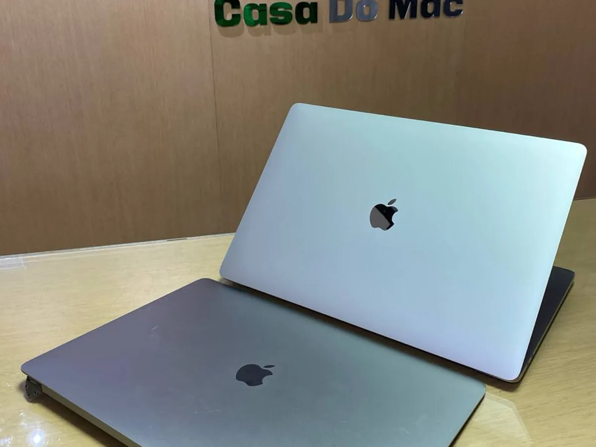 Telas de MacBook Pro (padrão OEM) Duas telas completas de macbook pro padrão oem na casa do mac asa norte